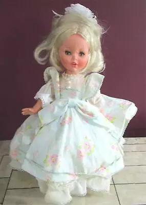 Vintage 16 Gorgeous Furga Doll Made In Italy Long Eyelashes Platinum Blonde • $29.99