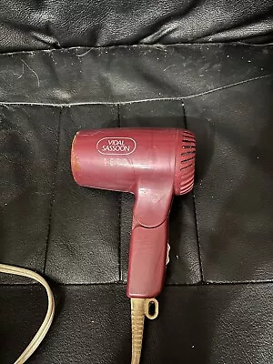 Vintage Vidal Sassoon 1600 Travel Blow Drier W/Foldable Handle 2 Speeds Works • $10