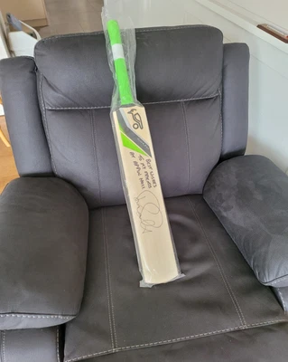 $150 • Buy RICKY PONTING Signed KOOKABURRA KAHUNA MAGIC Full Size CRICKET Bat - 