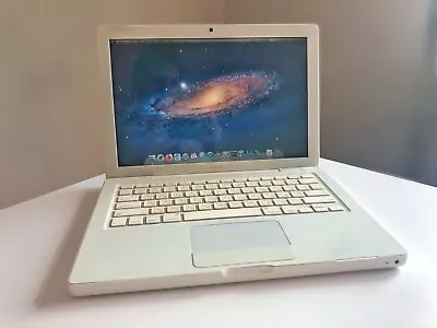 Apple MacBook A1181 13.3  Laptop MB403LL/A (Early 2008) 3GB GREAT Battery • $70