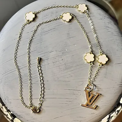 $68 • Buy Louis Vuitton Charm On White Flower Cutout Necklace