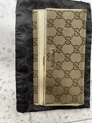 $140 • Buy Authentic Gucci Wallet Womens Wallet GG Pattern