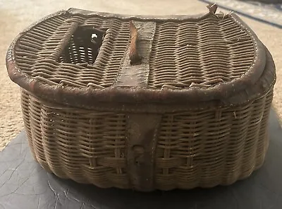 Antique Wicker Leather Fishing Creel Basket Cabin Cottage Decor • $25.49
