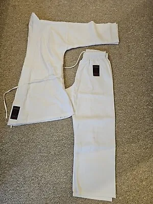 Karate Suit Size 130cm • £8