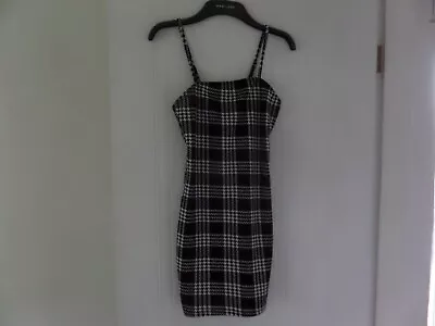 Zaful Dress Size 8 Black And White • $8.64