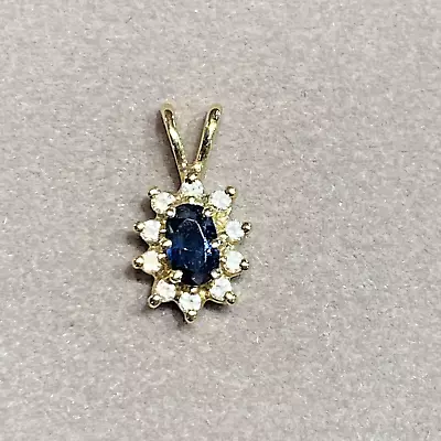 Vintage 14kt Yg .15ct Marquise Sapphire Surrounded By Diamonds Pendant Gvt2dw • $149
