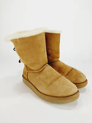 UGG Bailey Bow II Chestnut Shearling Suede Boots Womens 9 • $36