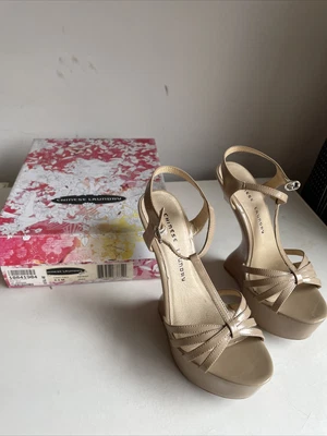 £15 • Buy Chinese Laundry Cast Call Nude Shoes