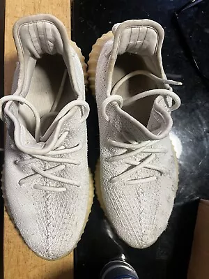 Yeezy Boost 350 V2 Cream White • £150