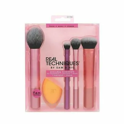 Real Techniques Everyday Essentials Brush Set - Pack Of 5 • $13.50