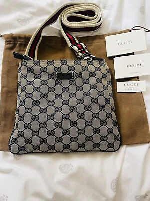 £600 • Buy Gucci Messenger Bag 146309 Rarest Messenger Limited Edition 💙Navy Blue 💫