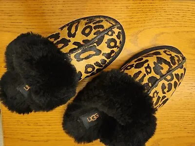 Slippers UGG Leopard Print Slides Clogs Womens 6 Black Shearling Cute! • $19.99