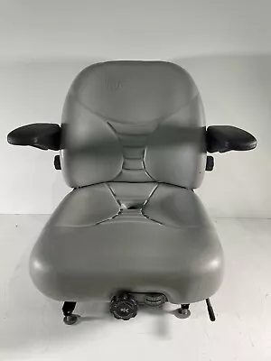 New BUSH HOG MICHIGAN FULL SUSPENSION SEAT 50048985 • $829.95