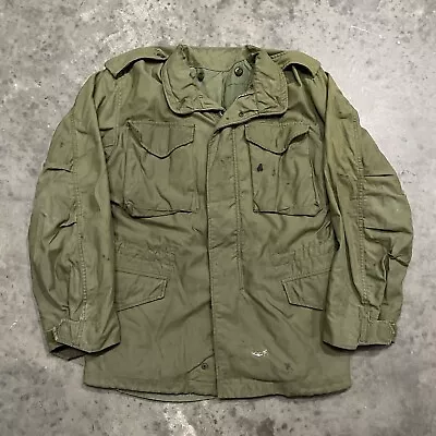 VTG 60s M-65 Olive Green Military Field Jacket Fits Medium Vietnam Era • $44.99