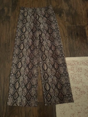 $3 • Buy Women’s Small Zara Trafaluc Snakeskin Pants Flowy Euc Pristine!