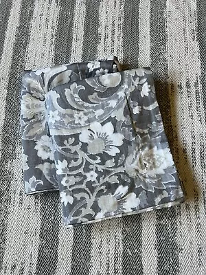 Nicole Miller Floral Paisley Shams Set Of 2 King Gray And Silver 100% Cotton • $26