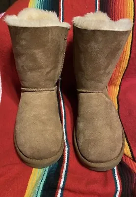 UGG Australia Womens Bailey Bow Boots Chestnut • $75