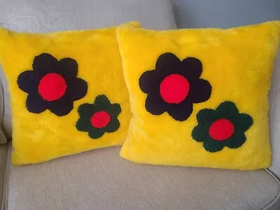 Vintage Throw Pillow Set Of 2 Flowers Plush Yellow Zippered Retro Rare 15x15  • $47.95