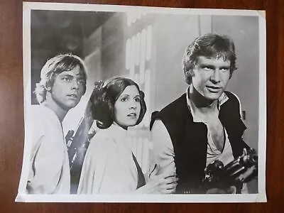 Vintage 1977 8 X 10 Black & White Star Wars Movie Photo Luke Leia & Han Solo • $6.99