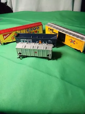 Train Set Cars Tyco Ho Scale All 4 Nice Shape • $35