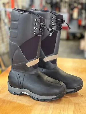 LIGHTLY USED - Mens Bogs Snow Boots - US Size 9 • $50