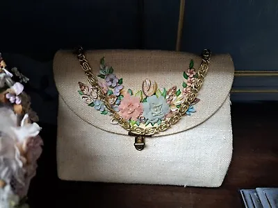 Vintage Handbag With Flowers And Shells • $10