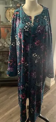 VTG Miss Elaine Plush  Full-Zip Bathrobes Floral  Two Pockets Size 2 X • $24.75