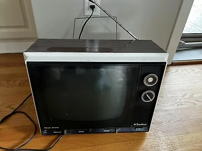 Broadmoor Gaming Tv Television Portable Rca 1970s 1980s Retro 2512 Movie Prop • $69.99