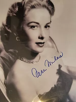 Vera Miles Signed 8.5 By 11 Great Photo And Awesome Clear Signature • $39.90