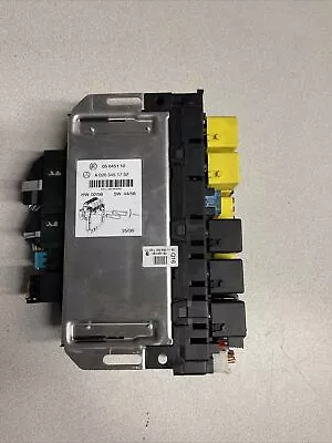 2000 - 2006 Mercedes S430 S500 AT SAM Front Fuse Box  OEM     A 020 545 17 32 • $42.99