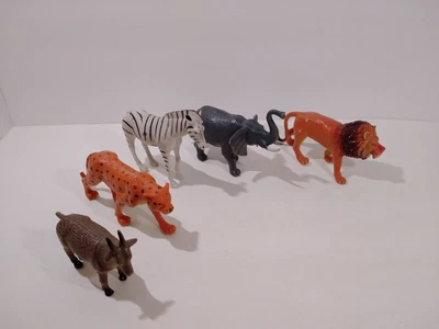 $7.20 • Buy Vintage Safari Jungle Animals African Lot Of 5 Hard Solid Plastic 3  Tall  AC014