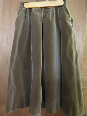 Vtg Woman Skirt 10 Velvet Vgclined Fsa Collections • $17.99