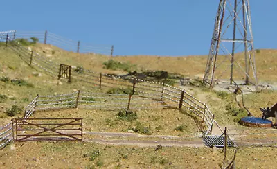 ETCHED BRASS -400ft Of BARBED WIRE FENCE / CATTLE GUARD & GATES N Scale  NEW KIT • $59.89
