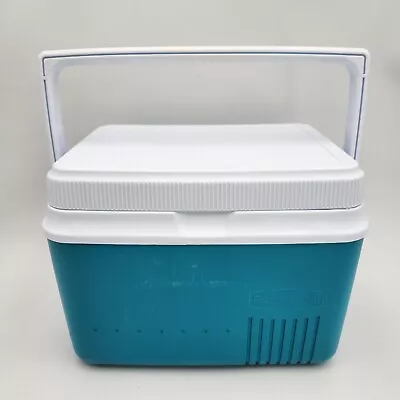 Vintage Rubbermaid Mini Lunch Box 6 Can Cooler Teal White 2905 USA • $10.95
