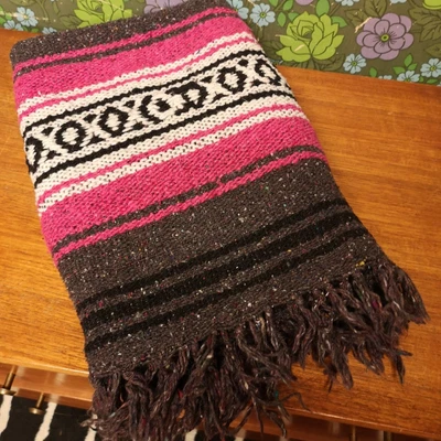 £16.99 • Buy Small Pink Grey Mexican Woven Stripy Falsa Yoga Picnic/Beach Blanket/Throw