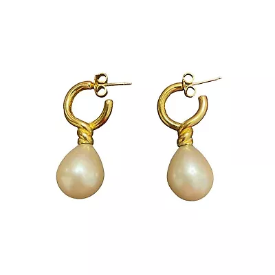 MMA 1984 Venus Pearl Drop Earrings Pierced Cream Gold Metropolitan Museum Of Art • $49.99