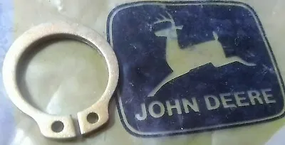 M40514 John Deere Snap Ring G100 GT242 GX335 LT150 LT190 LX178 S2048 X300 X595 • $4