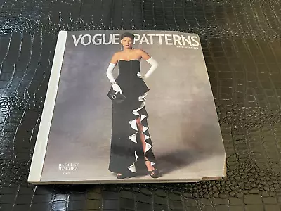 Vogue Sewing Patterns Counter Catalog - WINTER/HOLIDAY 2014 • $40