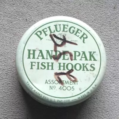 Empty Vintage 1965 PFLUEGER Hande-Pak FISH HOOKS Tin Fishing Can • $4.20