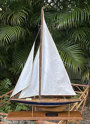 $1200 • Buy Yatch Endeavour Lannan Ship Model America’s Cup