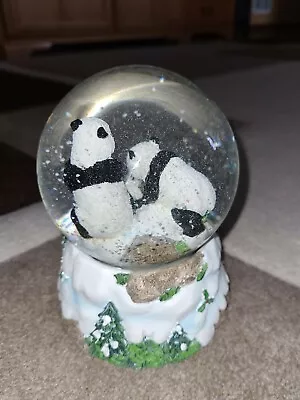 Panda Bear Mommy Daddy And Cub Figurine Glitter Snow Water Globe Decoration • $9.99