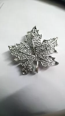 Vintage Silver Maple Leaf Brooch Pin • $8.99