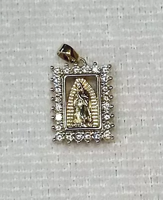 Medalla De La Virgen De Guadalupe De Oro Laminado Gold Pendant Unisex Gifts New • $8