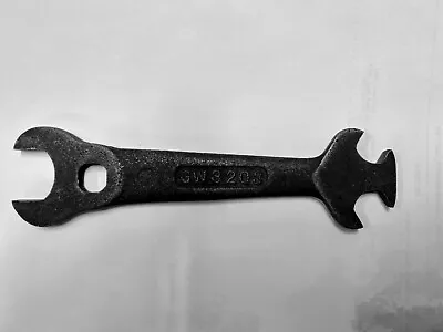 Vintage Wrench Marquette GW3203 7-3/4  Iron Wrench Multi-Torch Tank Wrench • $7.50