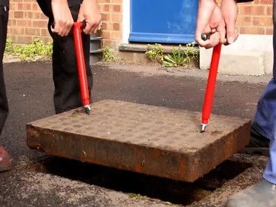 Mustang Mini-Lift Manhole Cover Lifters (Pair) DQ6 Drain Sewer Cover Lifter • £99