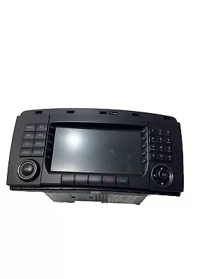 2006 - 2008 Mercedes R-Class Navigation DVD Info Screen Unit A 251 820 08 79 OEM • $150