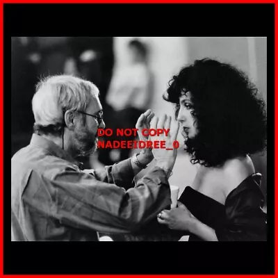 Norman Jewison Directing Cher 1987 On-set Moonstruck 8x10 Photo • $9.99