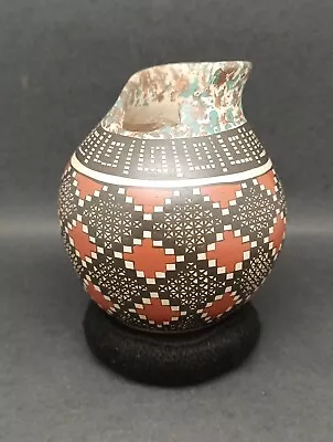 Mata Ortiz  Pottery Handmade Pottery Design By Yolanda Soto.4.75 Tall 4  Wide • $39