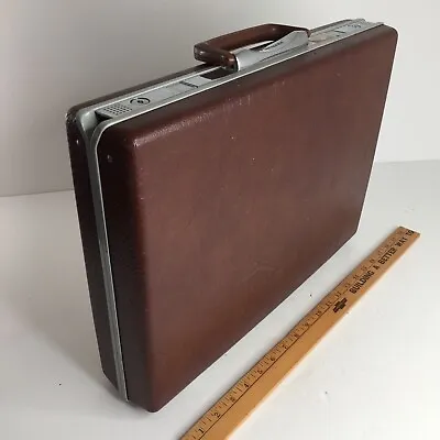 Vintage Samsonite Briefcase - Brown Hard Side Slim MidCentury Attache MCM NO KEY • $59.95