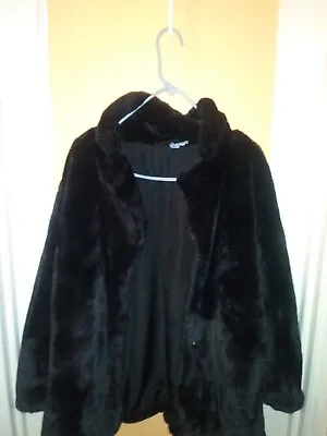 H&M Womens Medium Faux Fur Coat • $40